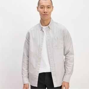 Everlane, organic cotton, Oxford button down shirt, gray and white stripe, med